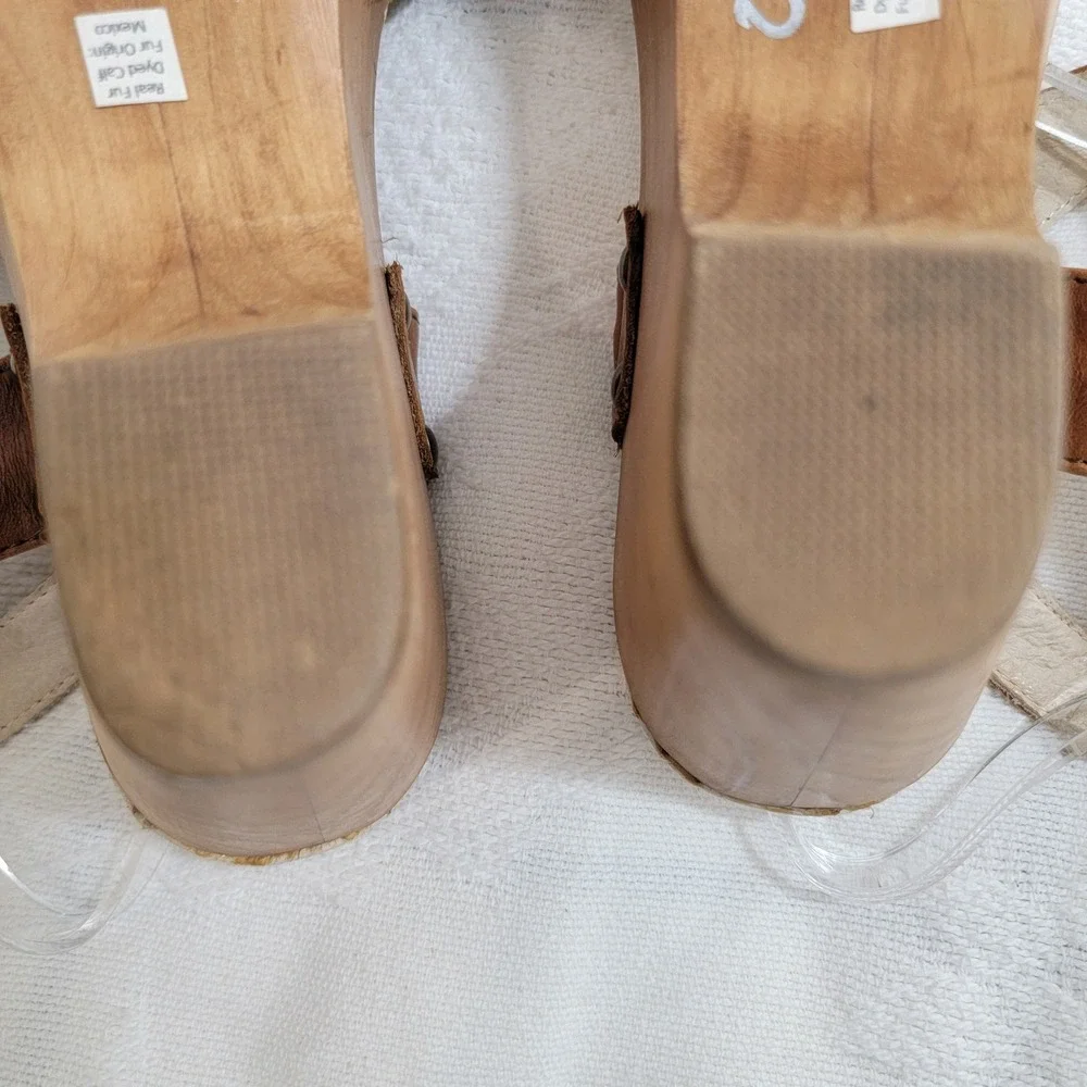Five Worlds Womens 8 Brown Calf Hair Spotted Wood Wedge Platform Clog Sandals